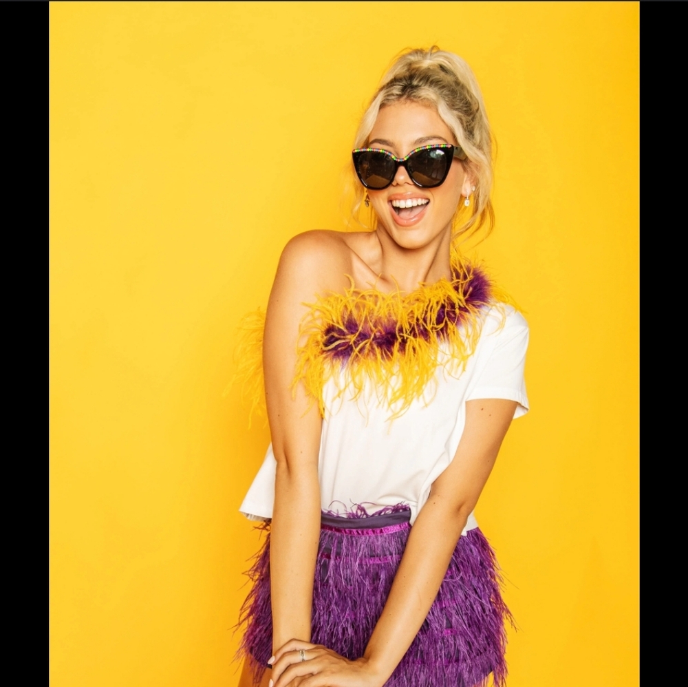 Queen Of Sparkles Lavender & Yellow One Shoulder Feather Tee Small New
